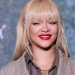 Rihanna: Υιοθέτησε την απόλυτη τάση του φετινού καλοκαιριού στα νύχια της!